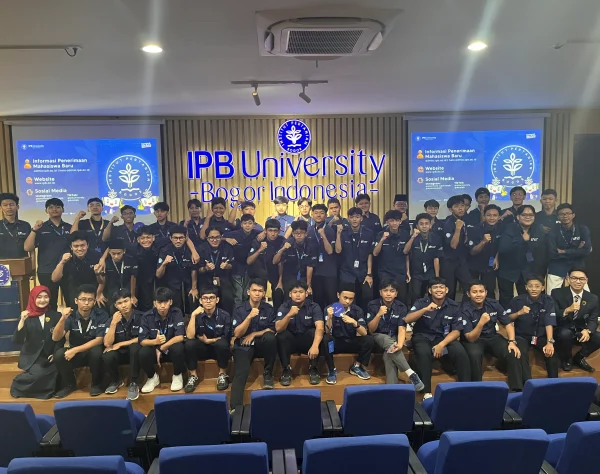 IDN Boarding School Sentul Sukseskan Campus Tour ke IPB