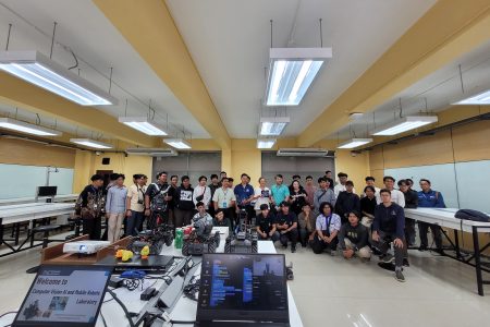 Santri SMK IDN dari jurusan IT (TKJ, RPL, DKV) keliling 3 negara dalam program terbaik di IDN Boarding School: IDN Backpacker