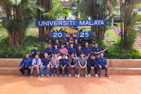 Santri SMK IDN dari jurusan IT (TKJ, RPL, DKV) keliling 3 negara dalam program terbaik di IDN Boarding School: IDN Backpacker