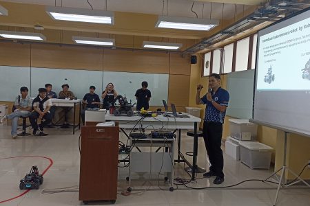 Santri SMK IDN dari jurusan IT (TKJ, RPL, DKV) keliling 3 negara dalam program terbaik di IDN Boarding School: IDN Backpacker