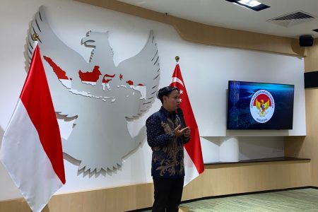 Santri SMK IDN dari jurusan IT (TKJ, RPL, DKV) keliling 3 negara dalam program terbaik di IDN Boarding School: IDN Backpacker