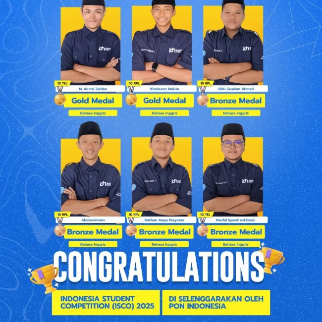 Foto santri SMK IDN Boarding School Solo dengan medali ISCO 2025