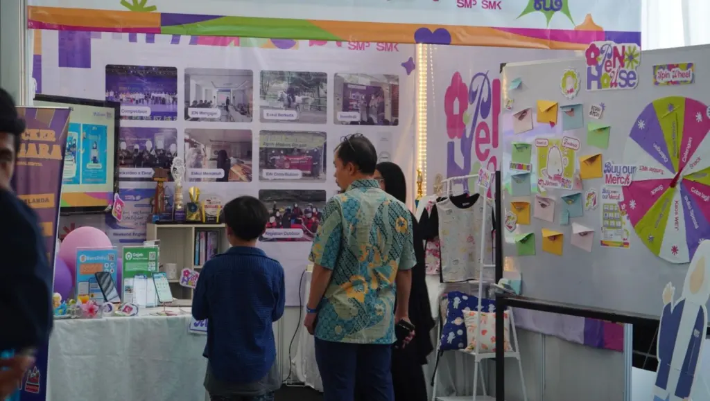 pameran teknologi smk jurusan rpl dan dkv