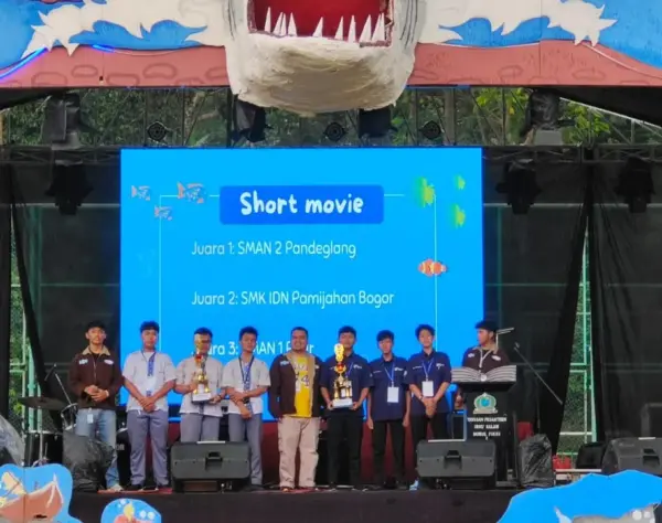 Santri SMK IDN Boarding School Pamijahan Juara 2 Short Movie Flight 225