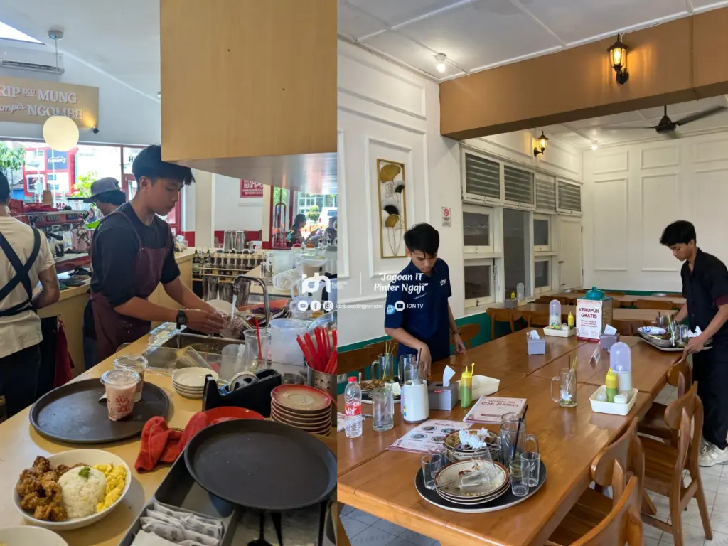 business survival idn boarding school