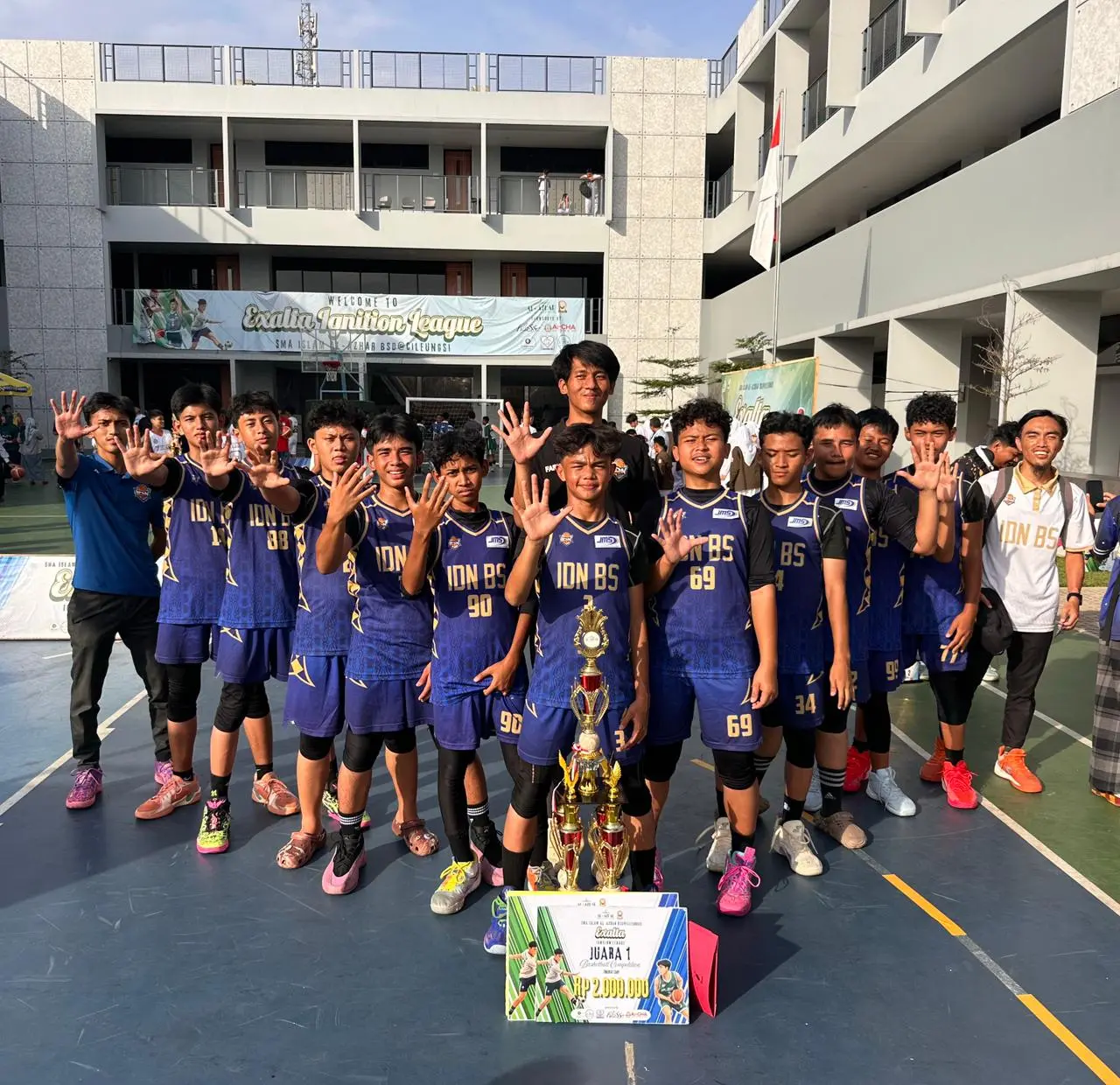Dokumentasi kemenangan Tim Basket IDNBS meraih Juara 1 EXALTA 2K25