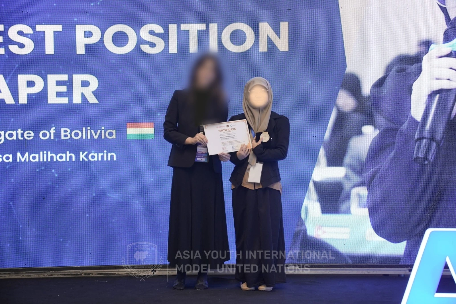Siswi SMK IDN menang best paper AYIMUN Simulasi sidang PBB